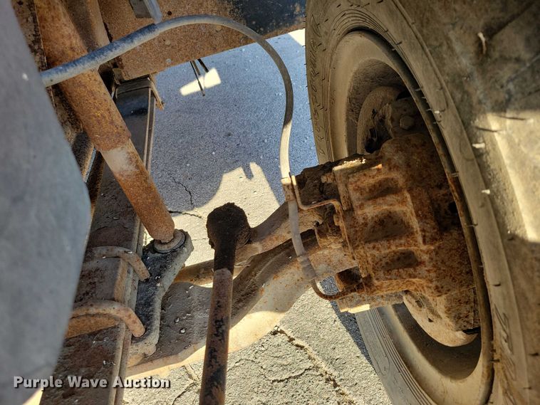 image for item DZ6735 1991 Chevrolet Kodiak C5500 dump truck