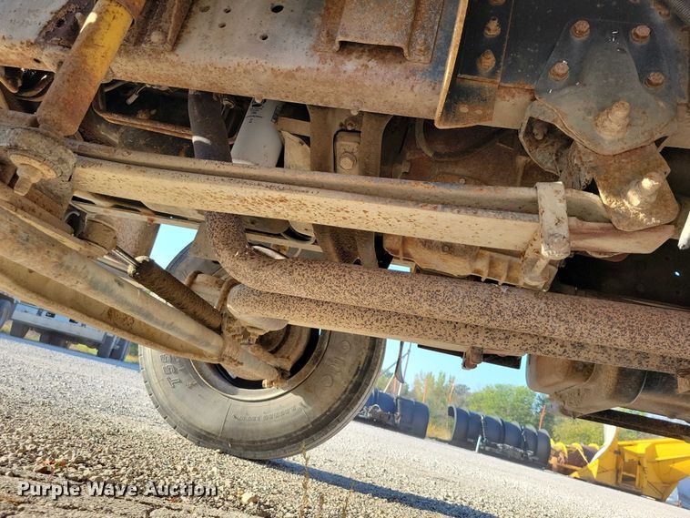 image for item DZ6735 1991 Chevrolet Kodiak C5500 dump truck