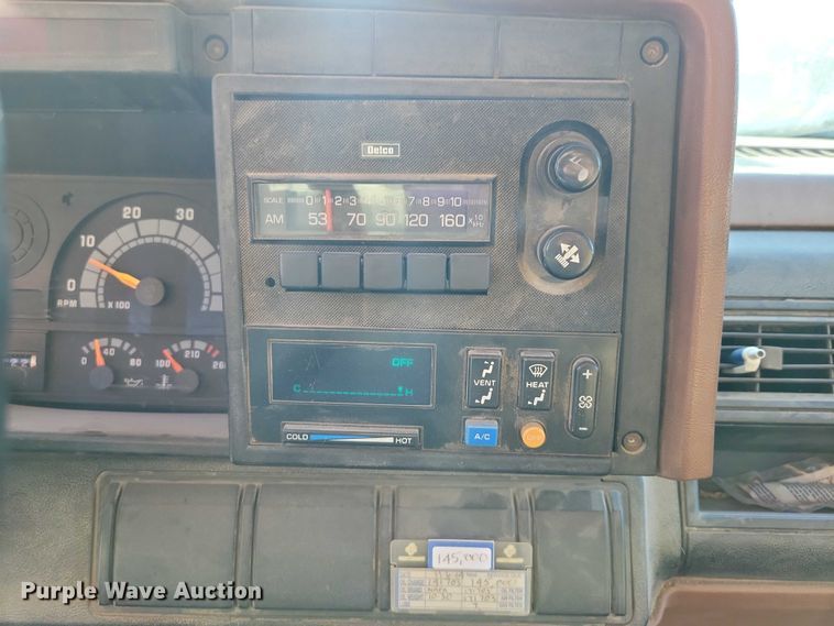 image for item DZ6735 1991 Chevrolet Kodiak C5500 dump truck