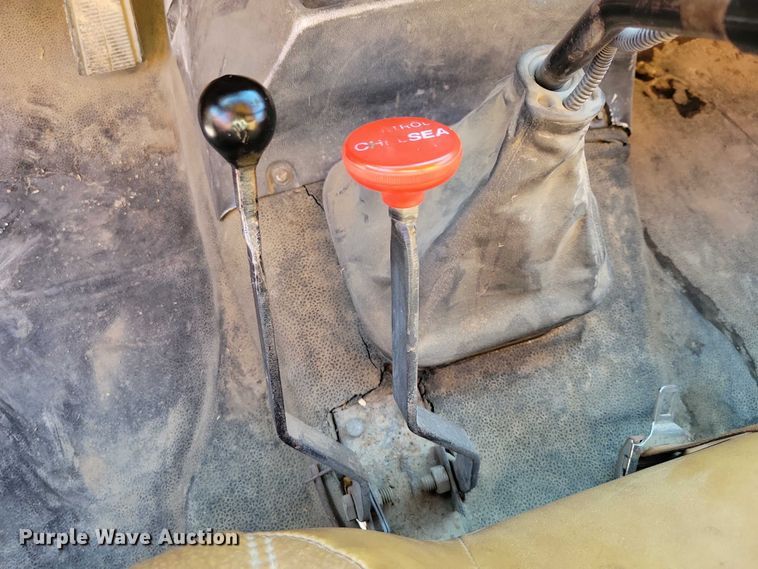 image for item DZ6735 1991 Chevrolet Kodiak C5500 dump truck