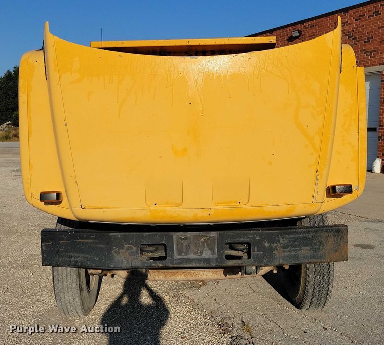 image for item DZ6735 1991 Chevrolet Kodiak C5500 dump truck