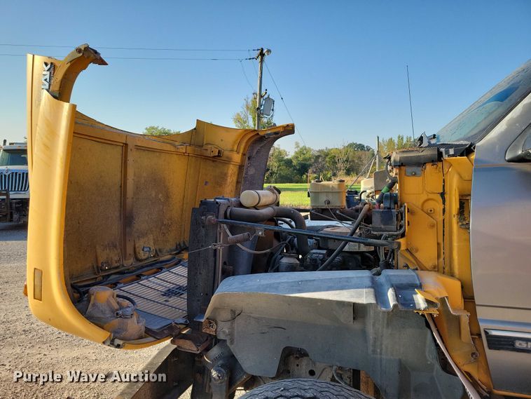 image for item DZ6735 1991 Chevrolet Kodiak C5500 dump truck