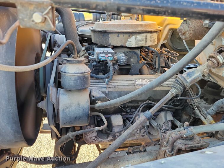 image for item DZ6735 1991 Chevrolet Kodiak C5500 dump truck