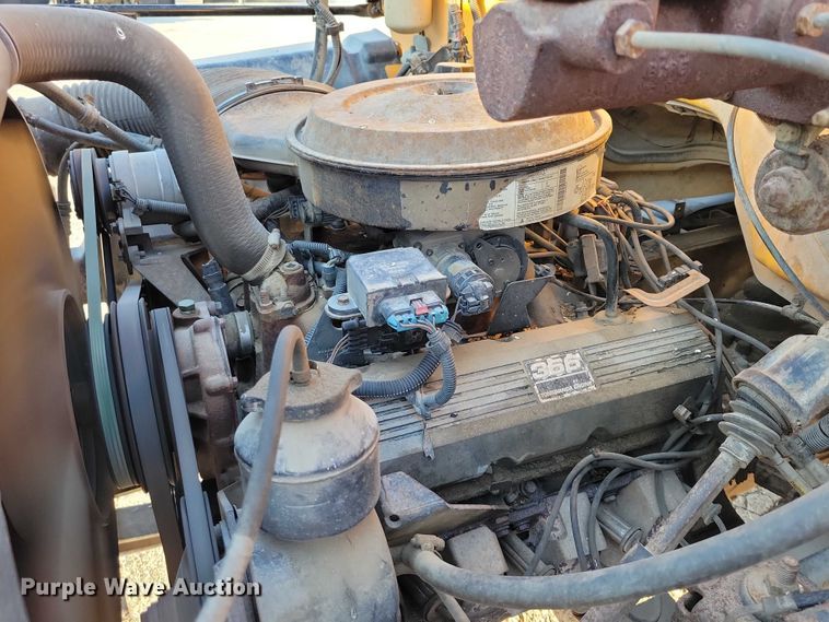 image for item DZ6735 1991 Chevrolet Kodiak C5500 dump truck