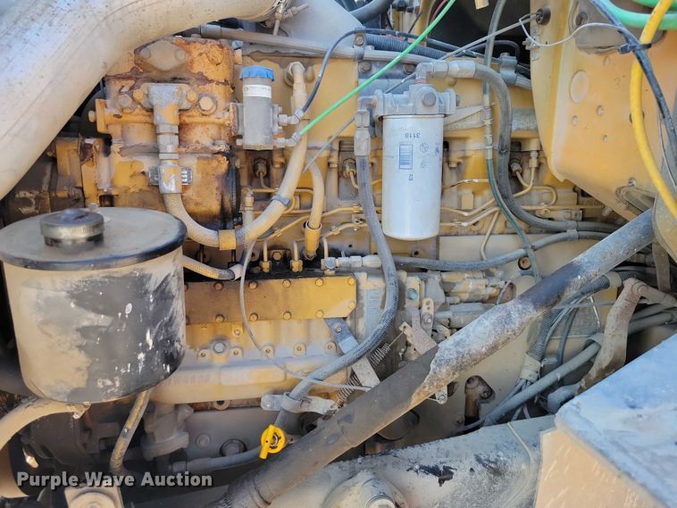 image for item DZ6736 1990 Ford L9000 semi truck