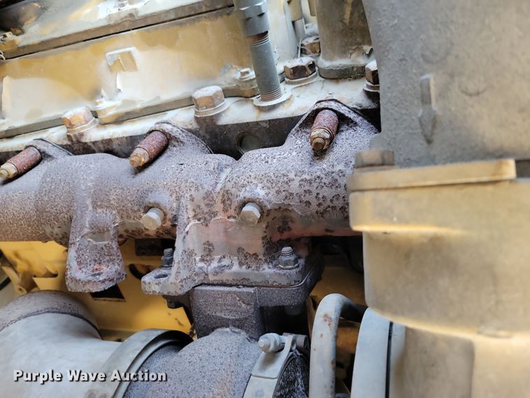 image for item DZ6736 1990 Ford L9000 semi truck