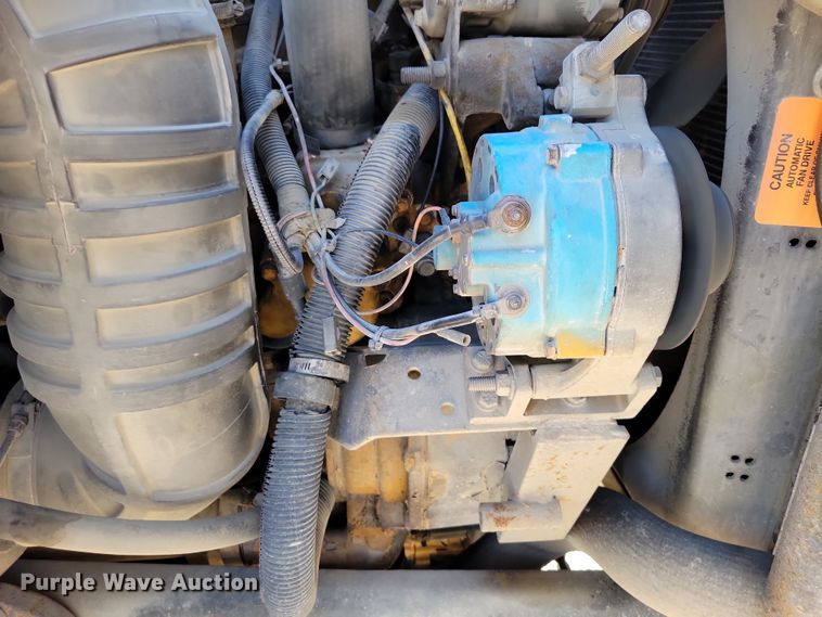 image for item DZ6736 1990 Ford L9000 semi truck