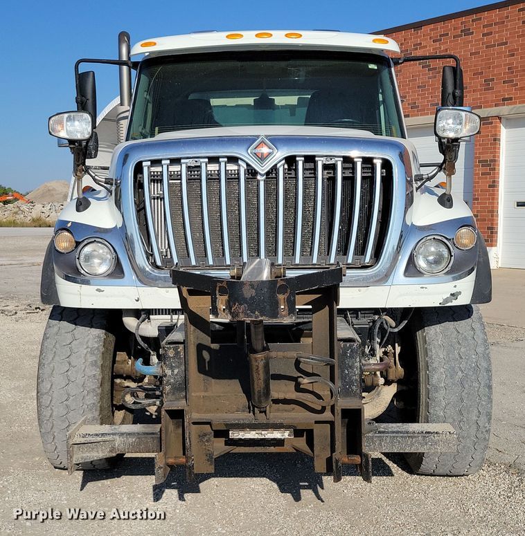 image for item DZ6737 2012 International  WorkStar 7500 dump truck