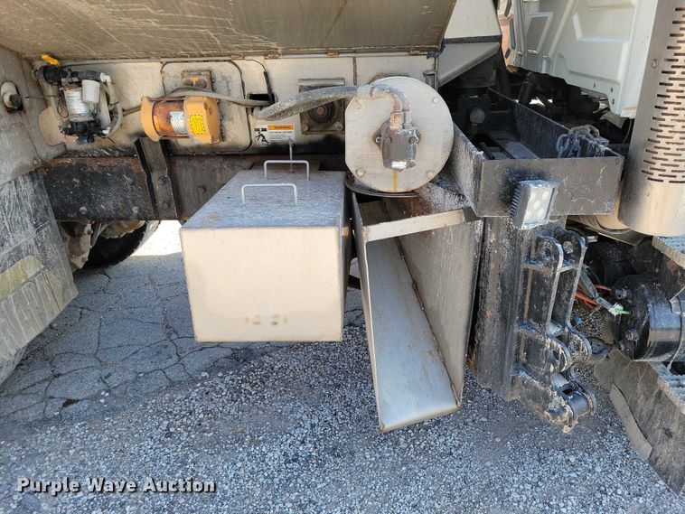 image for item DZ6737 2012 International  WorkStar 7500 dump truck