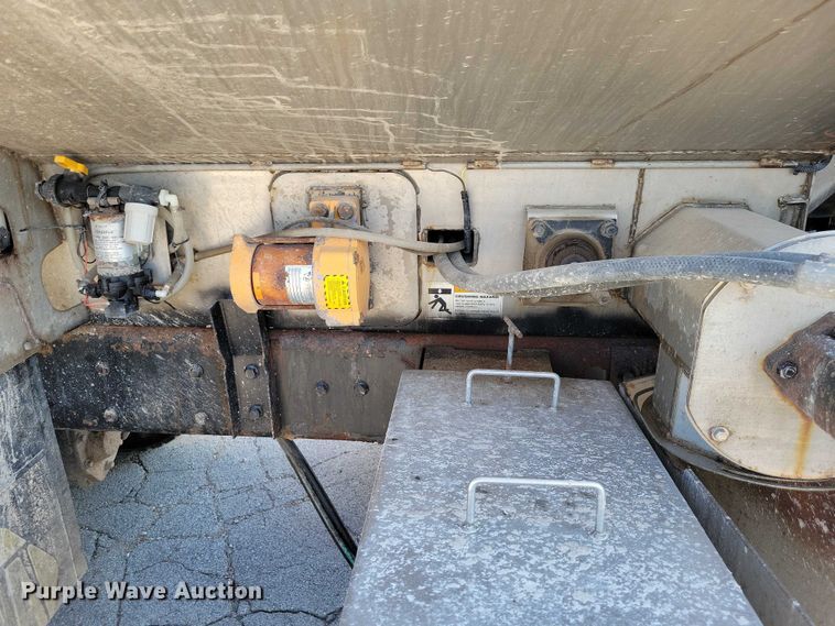 image for item DZ6737 2012 International  WorkStar 7500 dump truck