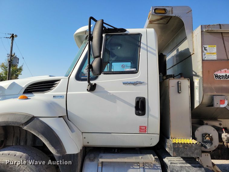 image for item DZ6737 2012 International  WorkStar 7500 dump truck