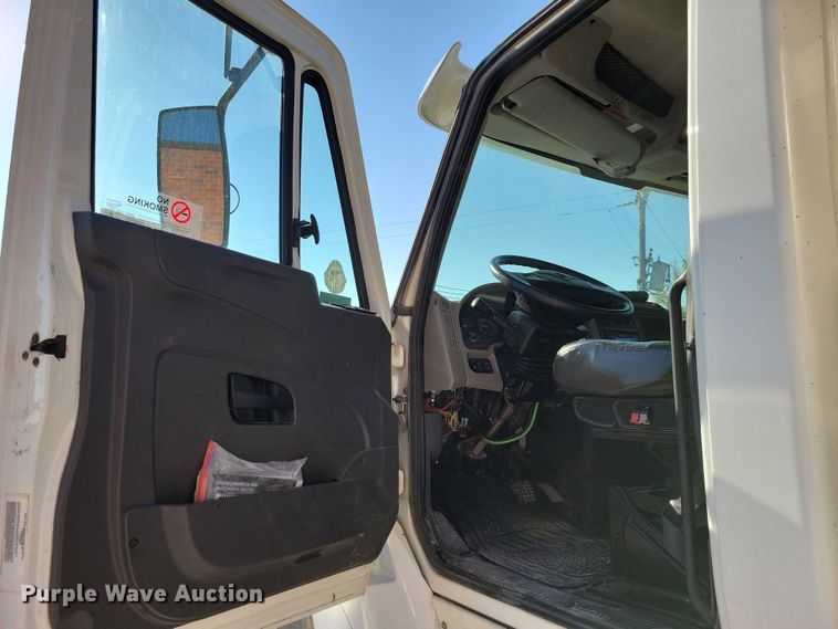 image for item DZ6737 2012 International  WorkStar 7500 dump truck