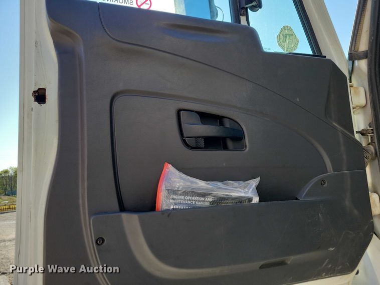 image for item DZ6737 2012 International  WorkStar 7500 dump truck