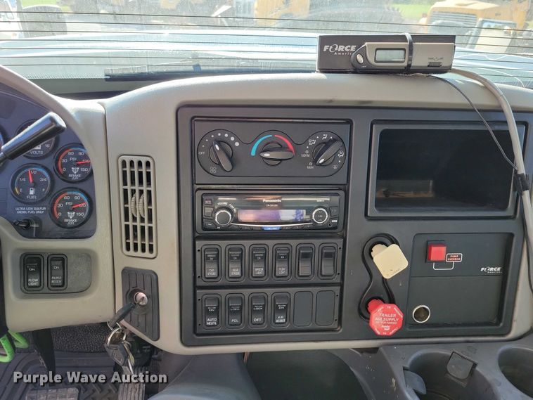 image for item DZ6737 2012 International  WorkStar 7500 dump truck