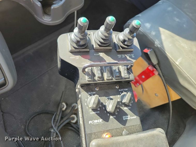 image for item DZ6737 2012 International  WorkStar 7500 dump truck