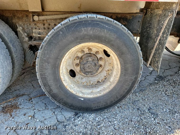 image for item DZ6737 2012 International  WorkStar 7500 dump truck