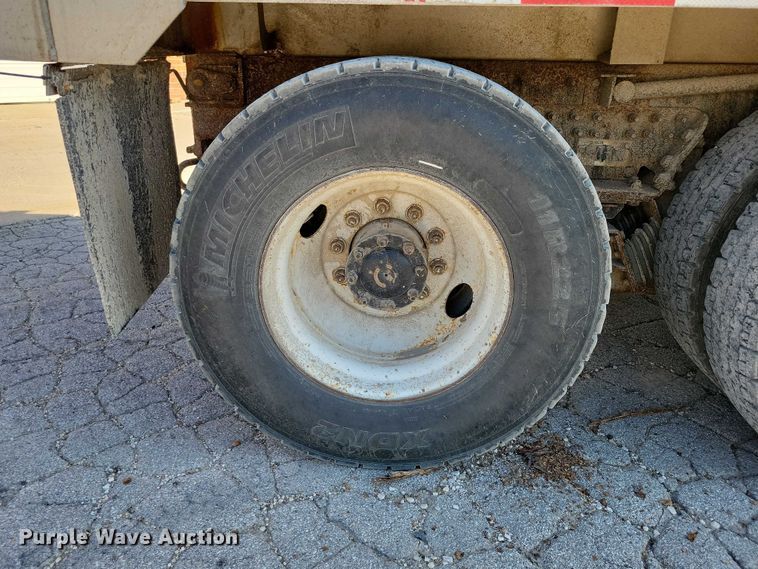 image for item DZ6737 2012 International  WorkStar 7500 dump truck