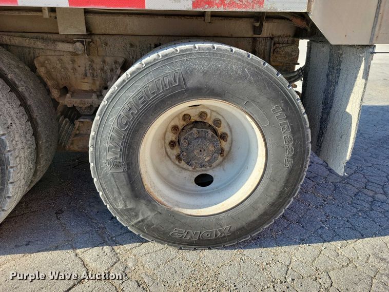 image for item DZ6737 2012 International  WorkStar 7500 dump truck