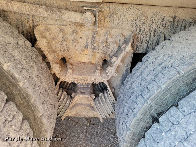 image for item DZ6737 2012 International  WorkStar 7500 dump truck