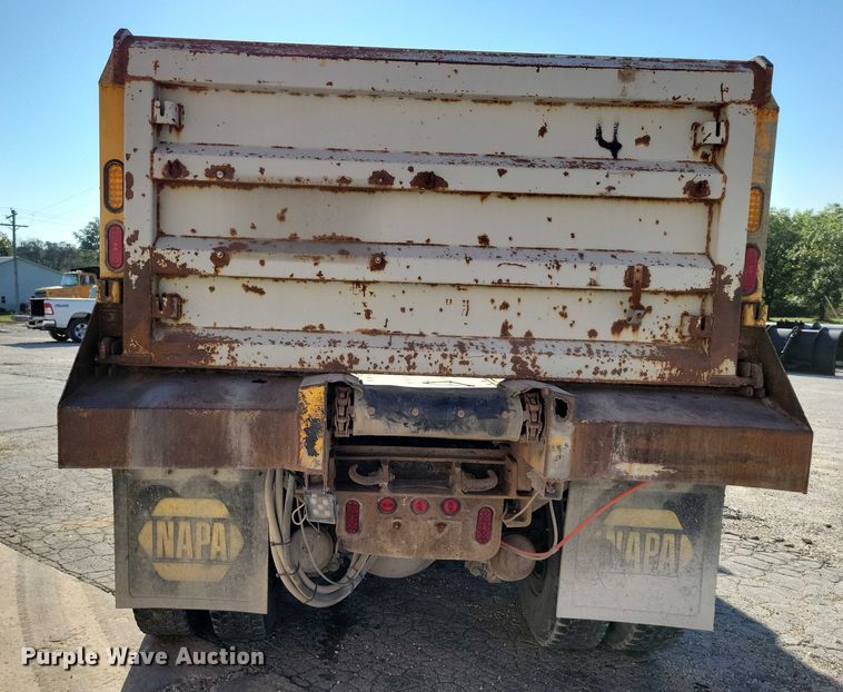 image for item DZ6738 1999 Freightliner FL112 dump truck