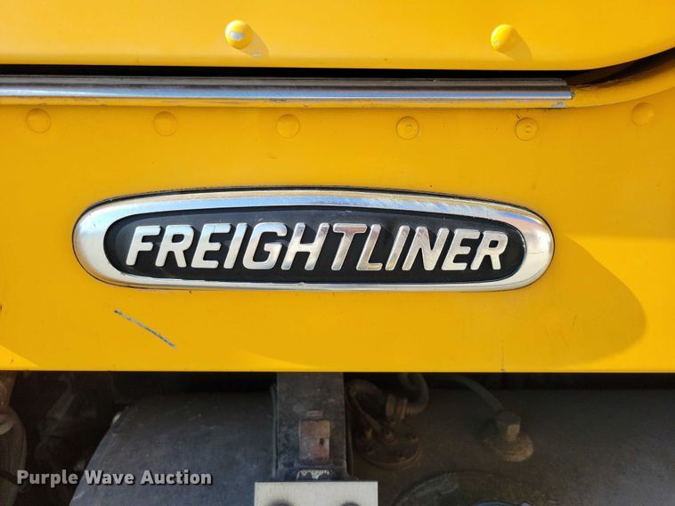 image for item DZ6738 1999 Freightliner FL112 dump truck