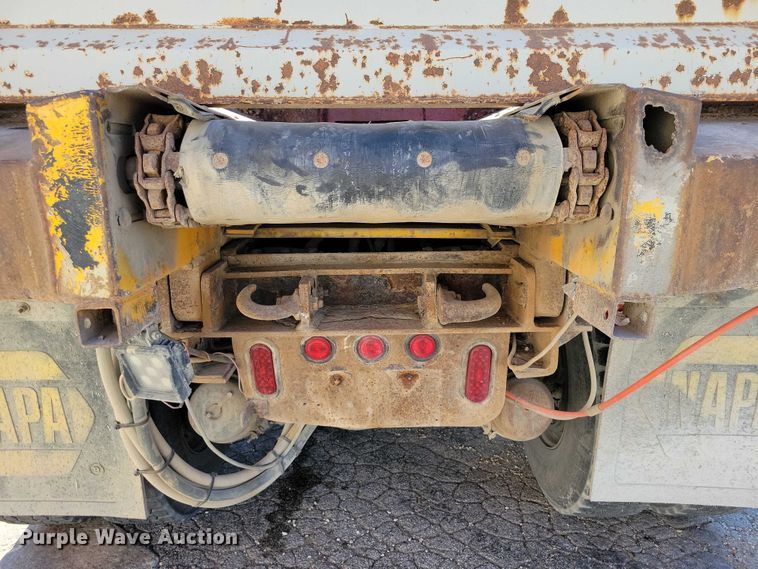 image for item DZ6738 1999 Freightliner FL112 dump truck