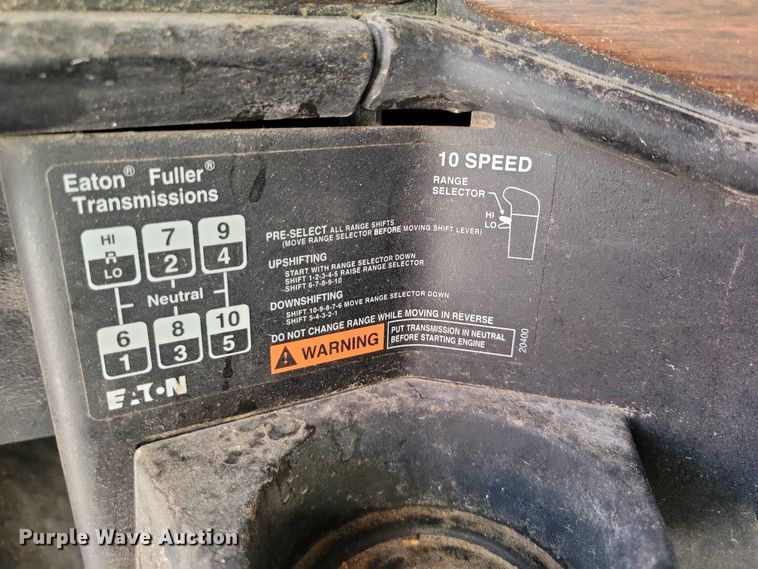 image for item DZ6738 1999 Freightliner FL112 dump truck