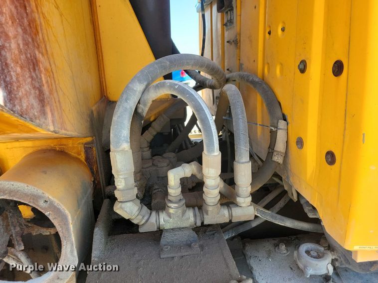 image for item DZ6739 1996 Ford L9000 dump truck