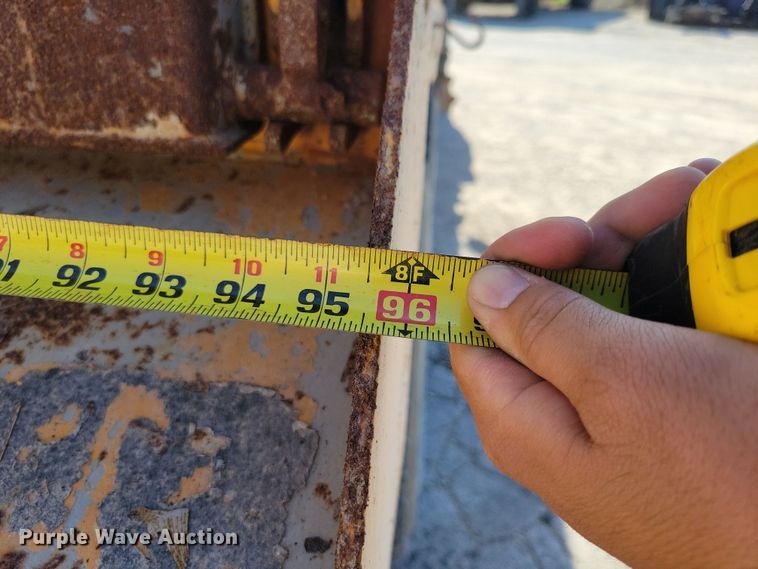 image for item DZ6739 1996 Ford L9000 dump truck