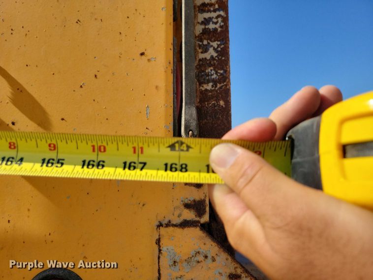 image for item DZ6739 1996 Ford L9000 dump truck