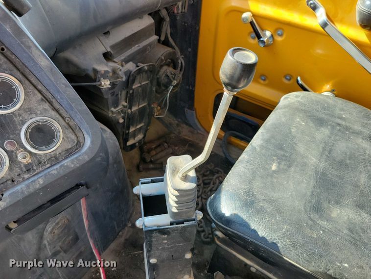 image for item DZ6739 1996 Ford L9000 dump truck