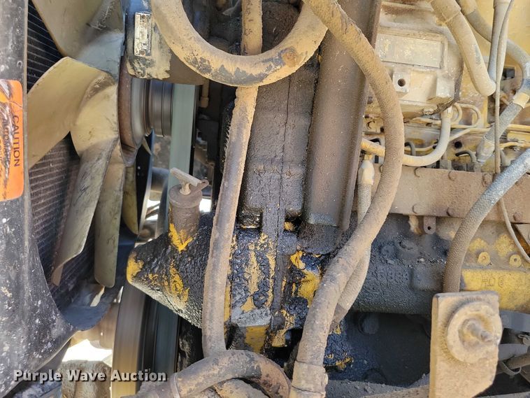 image for item DZ6739 1996 Ford L9000 dump truck