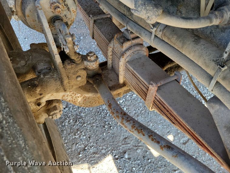 image for item DZ6739 1996 Ford L9000 dump truck