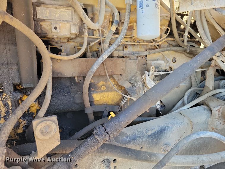 image for item DZ6739 1996 Ford L9000 dump truck