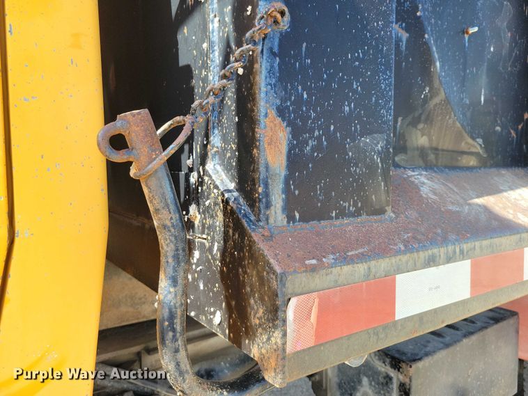 image for item DZ6740 1988 Ford L9000 dump truck