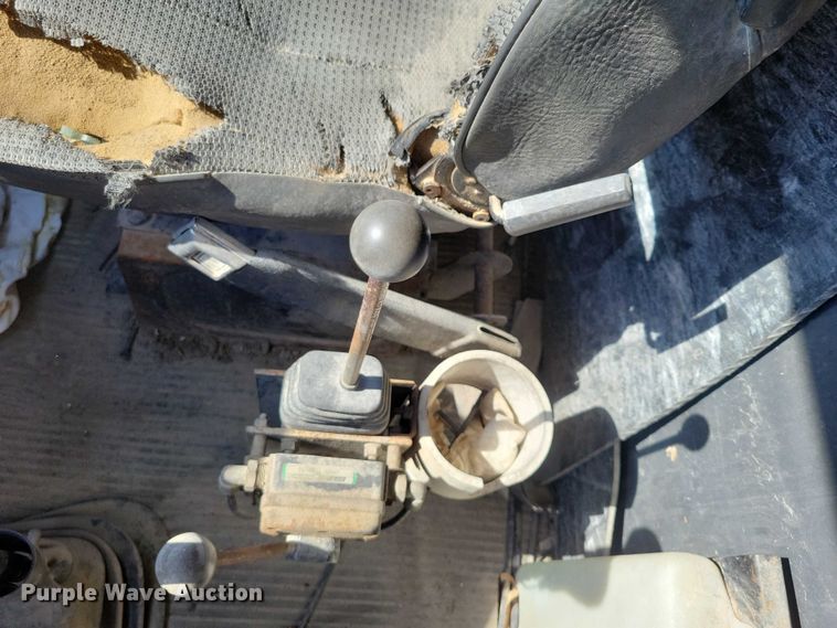 image for item DZ6740 1988 Ford L9000 dump truck