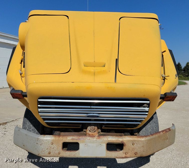 image for item DZ6740 1988 Ford L9000 dump truck
