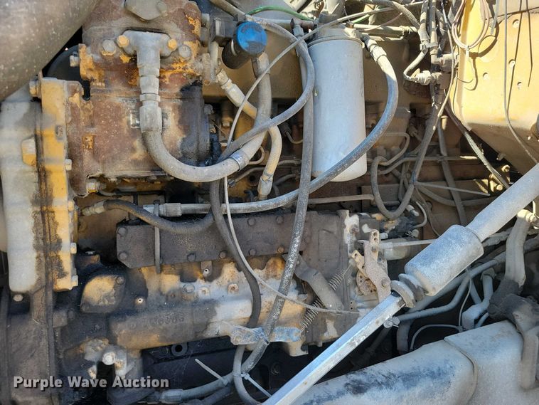 image for item DZ6740 1988 Ford L9000 dump truck