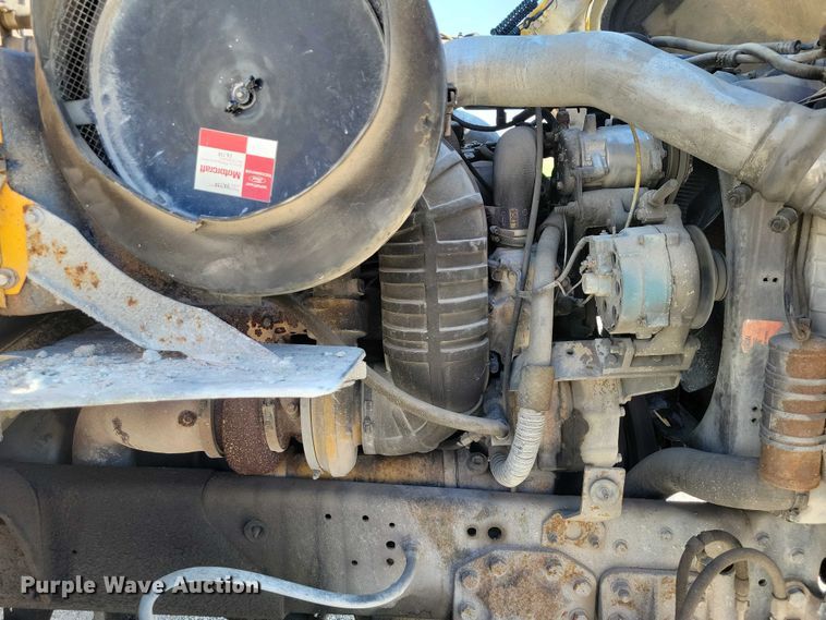 image for item DZ6740 1988 Ford L9000 dump truck