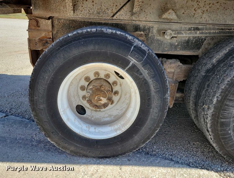 image for item DZ6740 1988 Ford L9000 dump truck