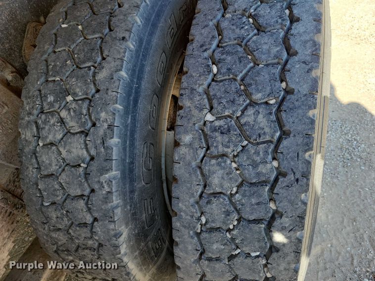 image for item DZ6740 1988 Ford L9000 dump truck