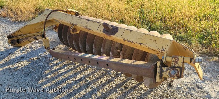 image for item DZ6742 The Retriever shoulder reclaimer