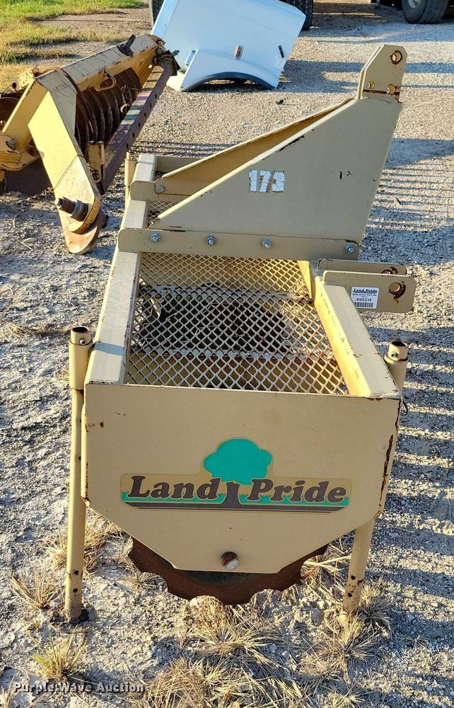 image for item DZ6743 Land Pride CR2572 straw crimper