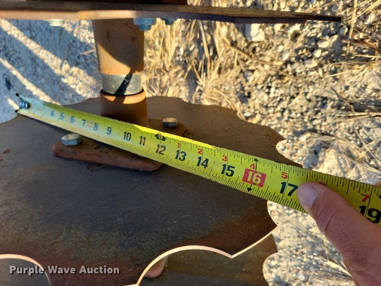 image for item DZ6743 Land Pride CR2572 straw crimper