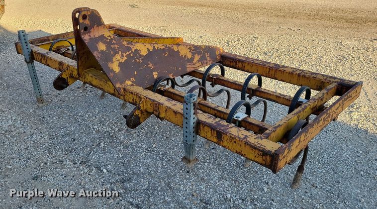 image for item DZ6744 Springtooth harrow