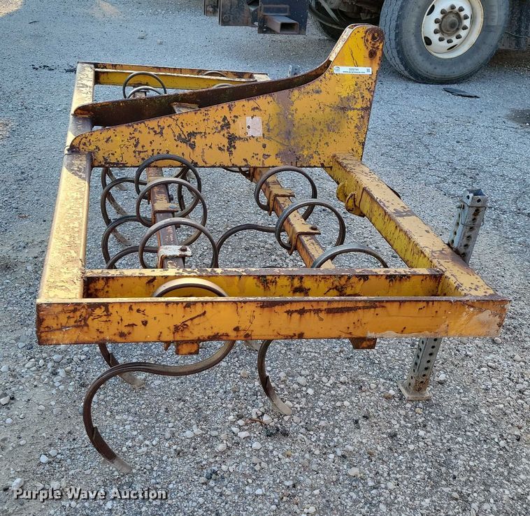 image for item DZ6744 Springtooth harrow