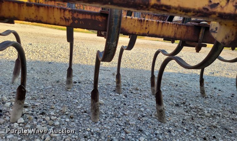 image for item DZ6744 Springtooth harrow