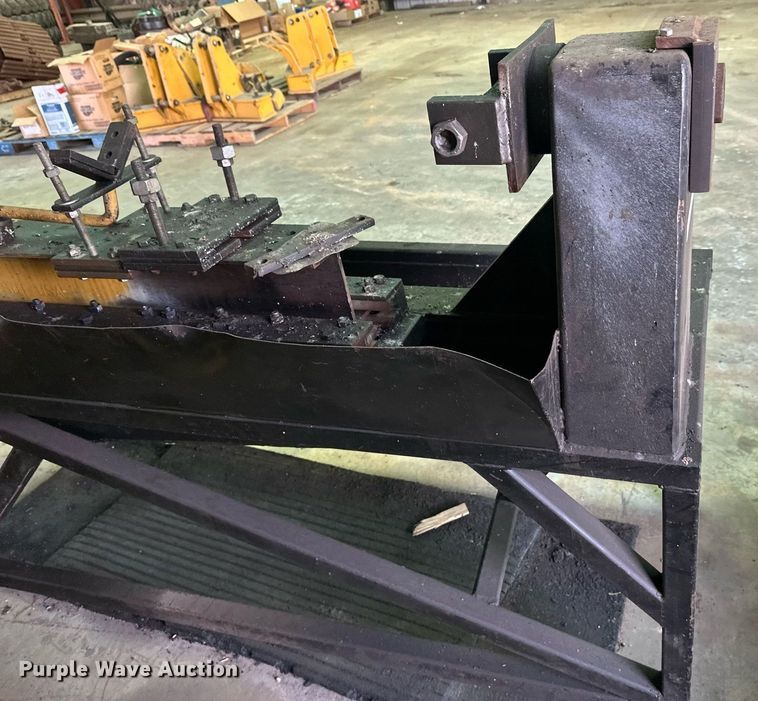 image for item DZ8991 Hydraulic cylinder rebuilder