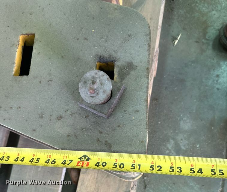 image for item DZ8992 (4) motor grader ripper attachments