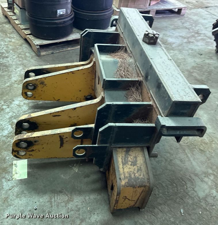 image for item DZ8996 Motor grader plow mount